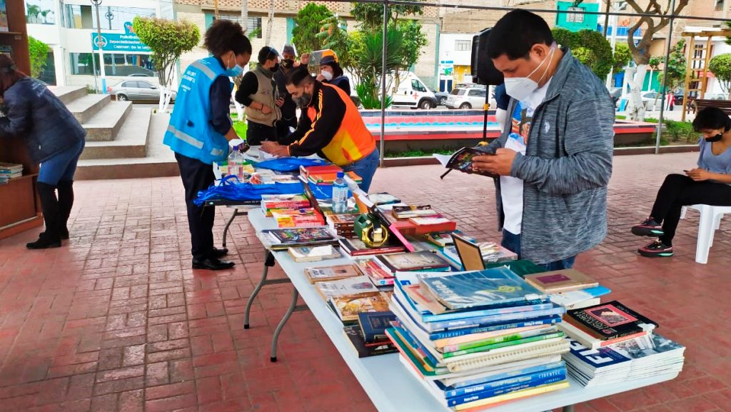 Te Presto Un Libro Gratis Y Talleres Gratuitos Demostrativos Activan La Movida Cultural En Carmen De La Legua Reynoso Municipalidad Carmen De La Legua Reynoso